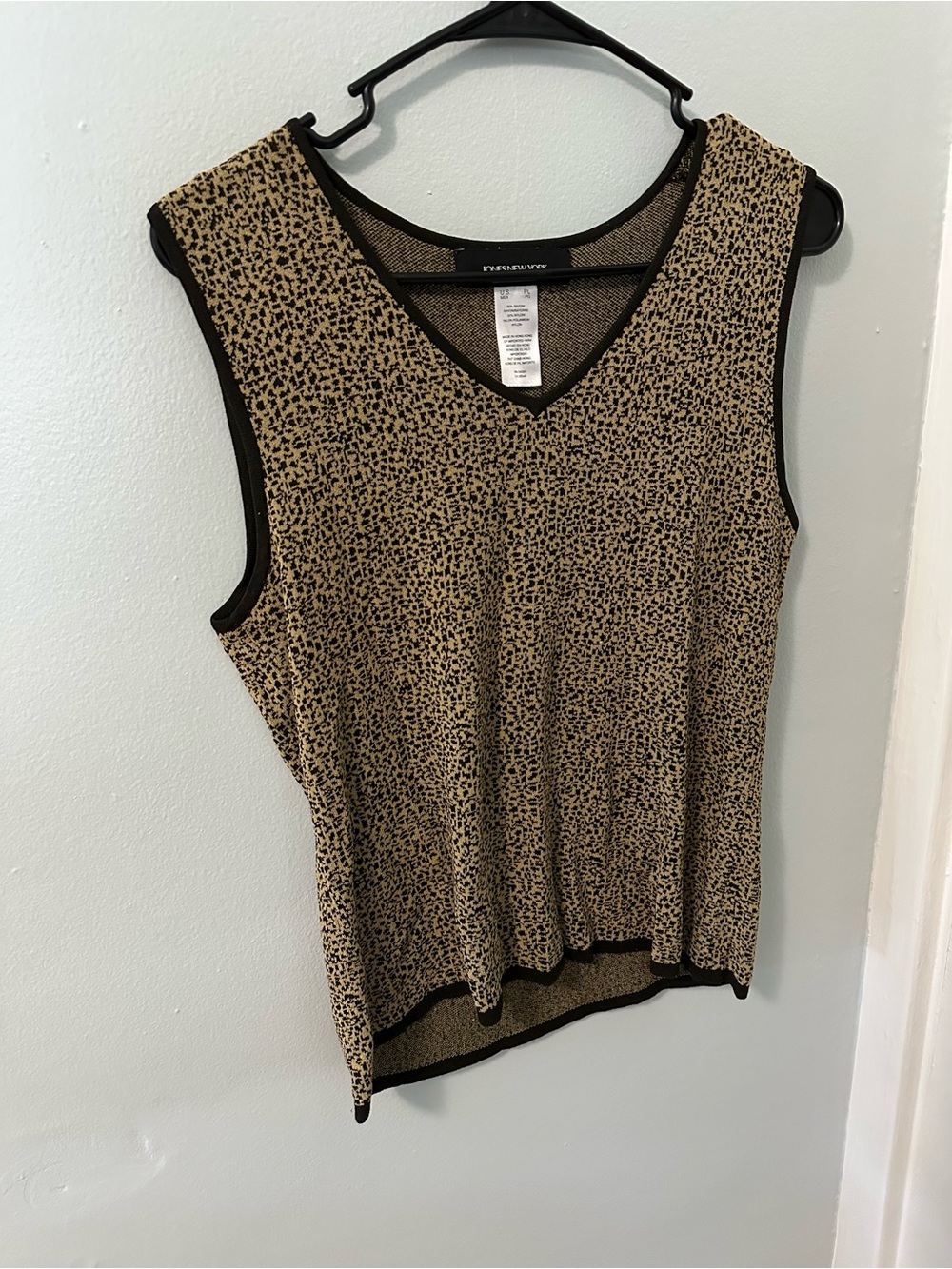 Jones New York Tan and Black Printed V-Neck Tank